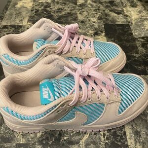 Nike Dunk Low Women’s Sneakers Size 8, Worn Once